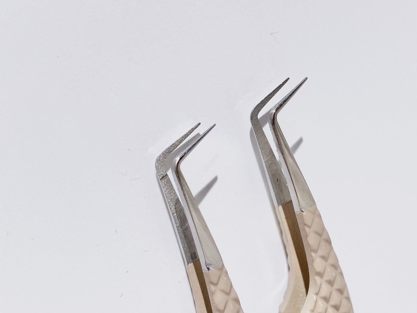 Slim Tip Tweezer (Single)